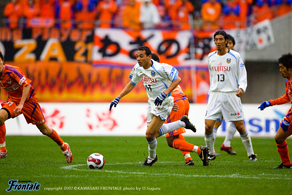 MF11/マギヌン選手 MF11/マギヌン選手