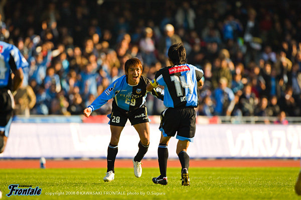 ミドルを決めたMF29/谷口博之選手 ミドルを決めたMF29/谷口博之選手