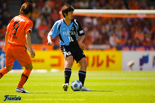 DF18/横山知伸選手 DF18/横山知伸選手