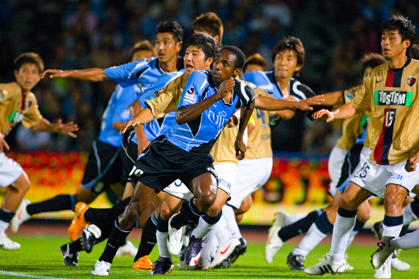 FW10/ジュニーニョ選手 FW10/ジュニーニョ選手