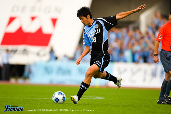 DF18/横山知伸選手 DF18/横山知伸選手
