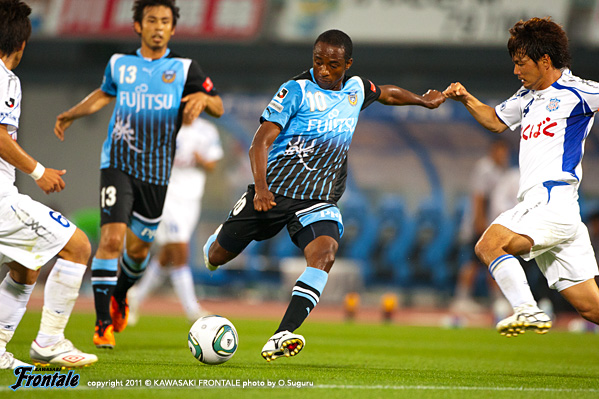 FW10/ジュニーニョ選手 FW10/ジュニーニョ選手