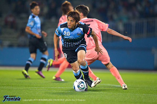 MF20/稲本潤一選手 MF20/稲本潤一選手