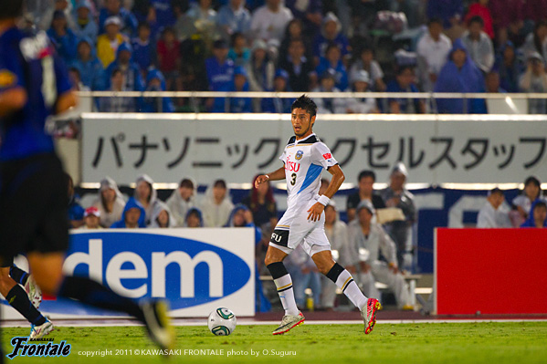 DF3/田中裕介選手 DF3/田中裕介選手