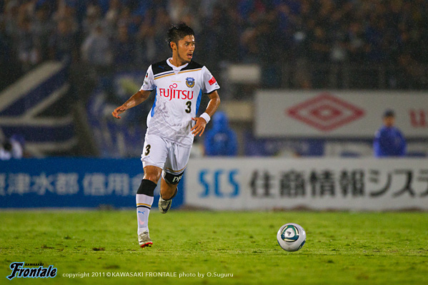 DF3/田中裕介選手 DF3/田中裕介選手