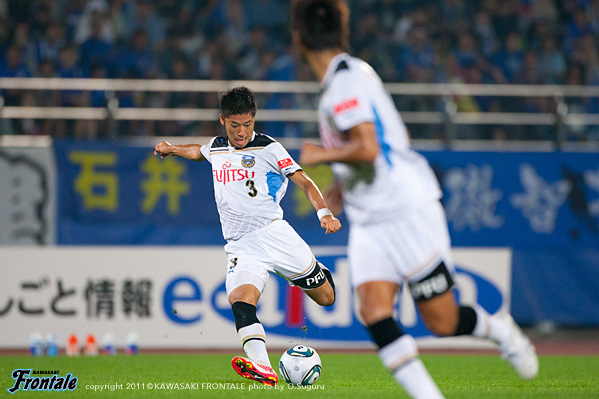 DF3/田中裕介選手 DF3/田中裕介選手