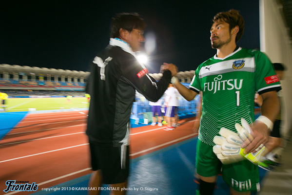 1-0で前半を折り返す 1-0で前半を折り返す