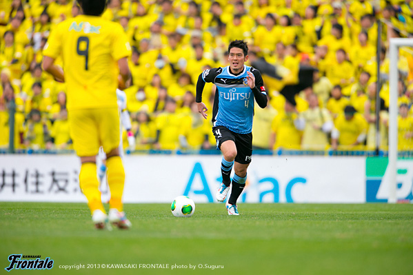 DF4/井川祐輔選手 DF4/井川祐輔選手