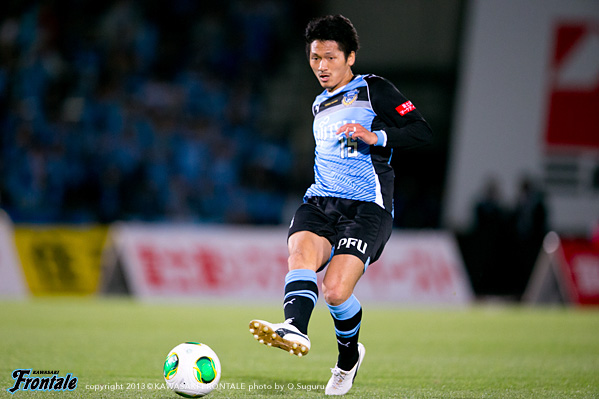 DF15/實藤友紀選手 DF15/實藤友紀選手