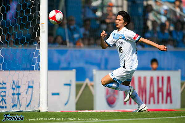 DF15/實藤友紀選手 DF15/實藤友紀選手