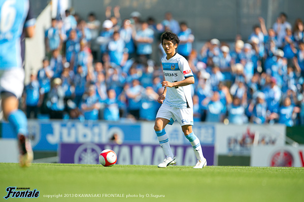 DF15/實藤友紀選手 DF15/實藤友紀選手