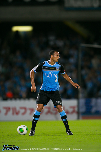 DF5/ジェシ選手 DF5/ジェシ選手