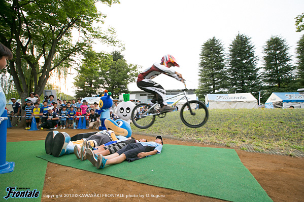 川崎出身BMX RIDERが登場! 川崎出身BMX RIDERが登場!