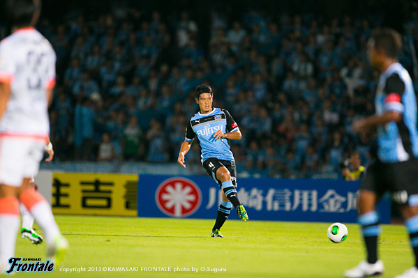DF4/井川祐輔選手 DF4/井川祐輔選手