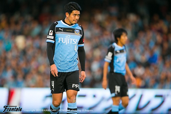 DF4/井川祐輔選手 DF4/井川祐輔選手