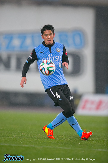 DF4/井川祐輔選手 DF4/井川祐輔選手