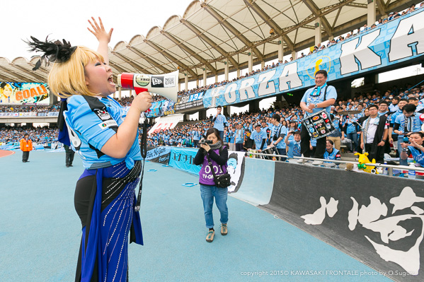 始球式は川崎出身のやしろ優さん 始球式は川崎出身のやしろ優さん