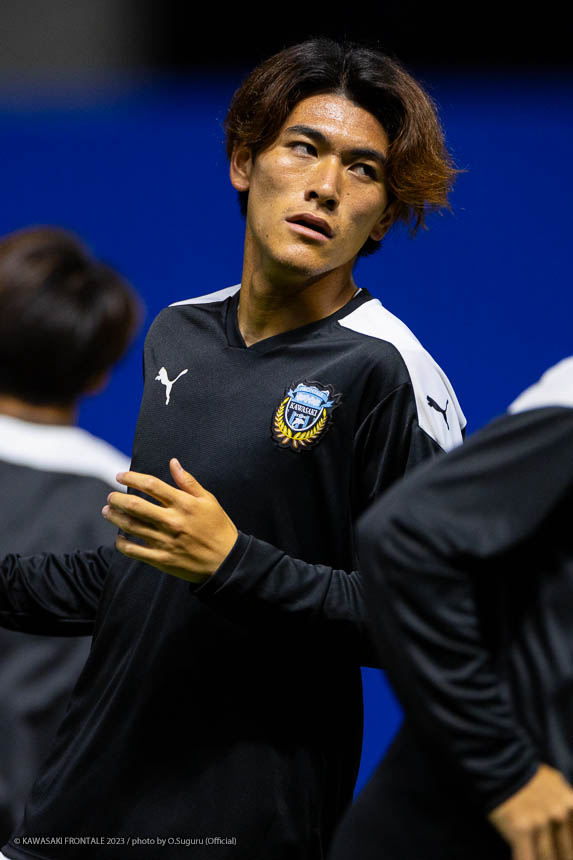 DF15 / 田邉 秀斗選手 DF15 / 田邉 秀斗選手