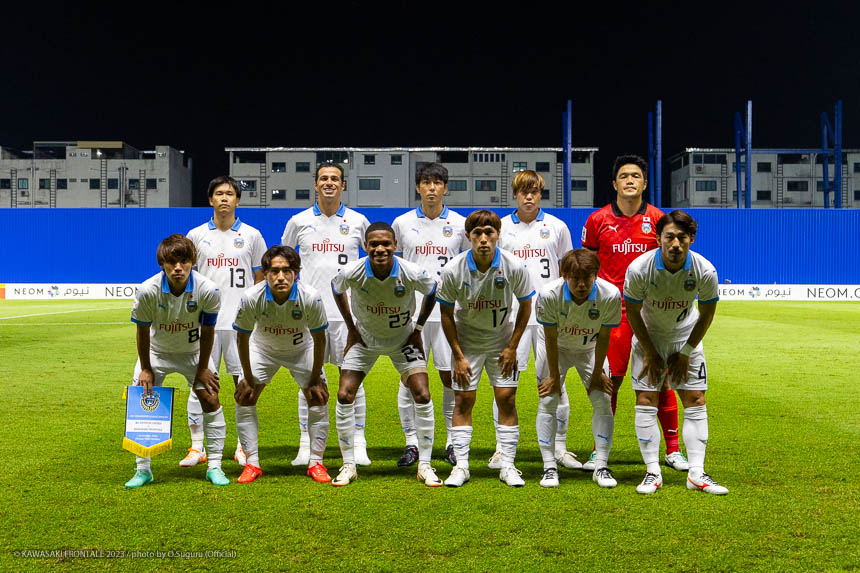 試合前の集合写真 試合前の集合写真