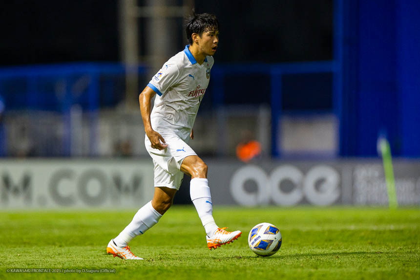 DF13 / 山根 視来選手 DF13 / 山根 視来選手