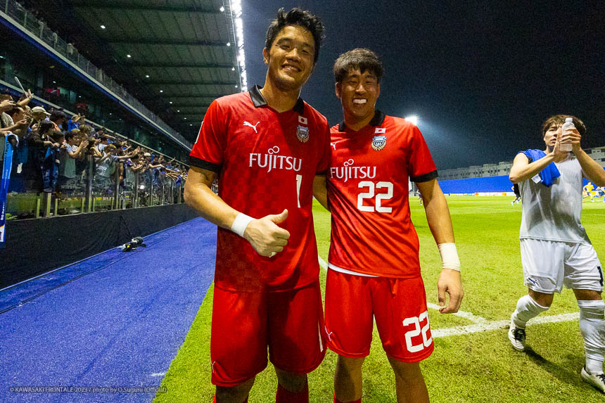 GK1 / チョン ソンリョン選手、GK22 / 早坂 勇希選手 GK1 / チョン ソンリョン選手、GK22 / 早坂 勇希選手
