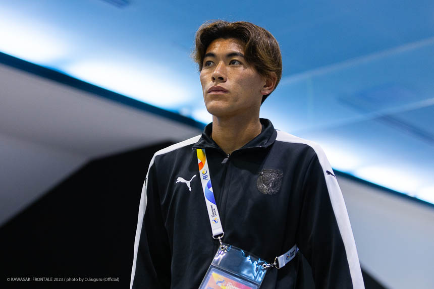 DF15 / 田邉 秀斗選手 DF15 / 田邉 秀斗選手