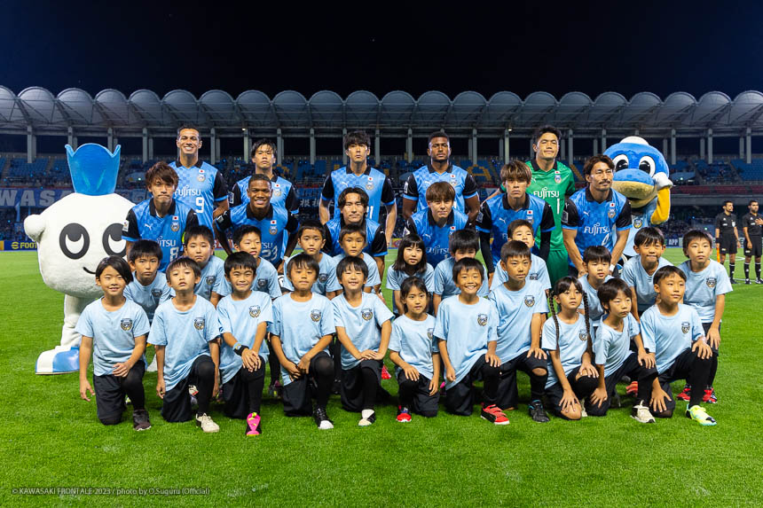 試合前の集合写真 試合前の集合写真