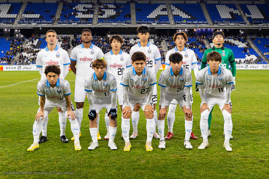 試合前の集合写真 試合前の集合写真