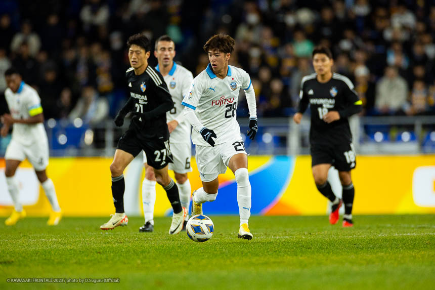 MF28 / 大関 友翔選手 MF28 / 大関 友翔選手
