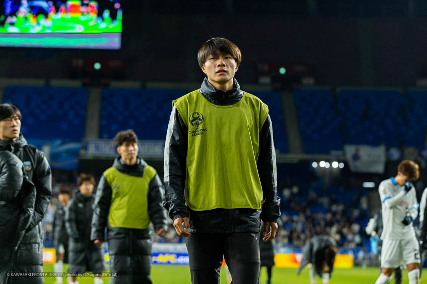 MF34 / 由井 航太選手 MF34 / 由井 航太選手