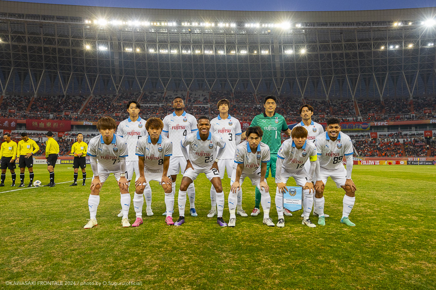 試合前の集合写真 試合前の集合写真
