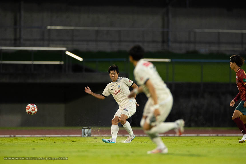 DF13 / 山根 視来選手 DF13 / 山根 視来選手