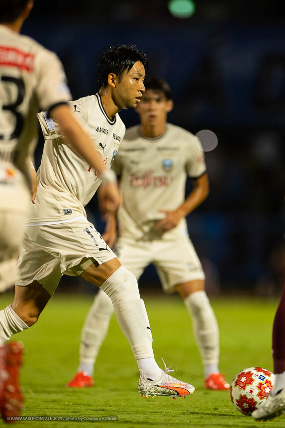 FW11 / 小林 悠選手 FW11 / 小林 悠選手