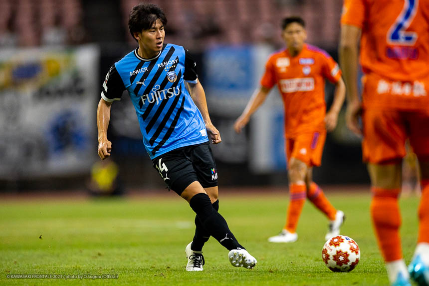 MF14 / 脇坂 泰斗選手 MF14 / 脇坂 泰斗選手
