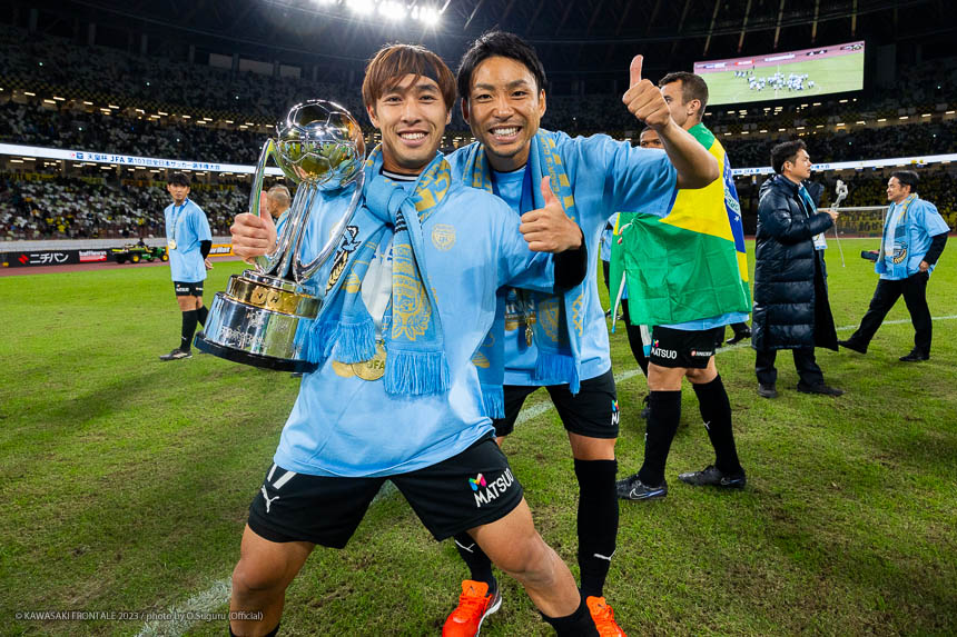 MF17 / 遠野 大弥選手、FW11 / 小林 悠選手 MF17 / 遠野 大弥選手、FW11 / 小林 悠選手