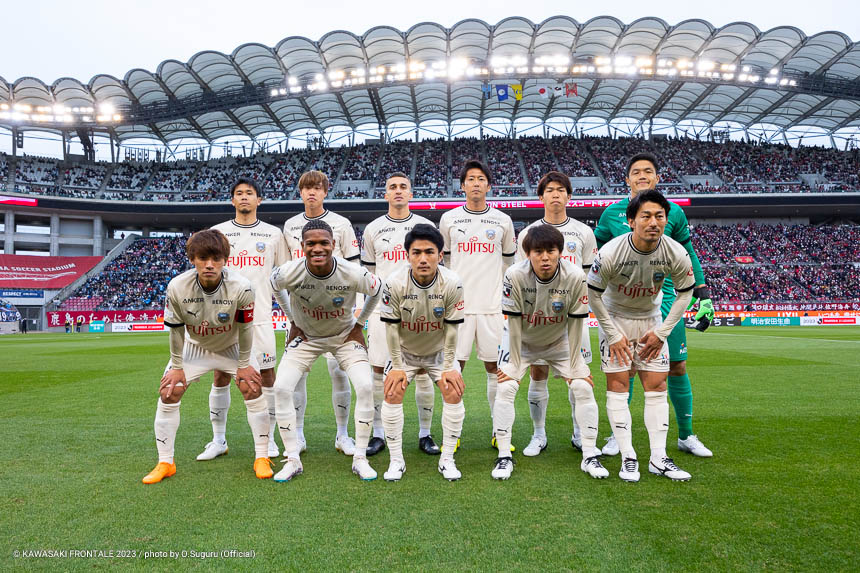 試合前の集合写真 試合前の集合写真