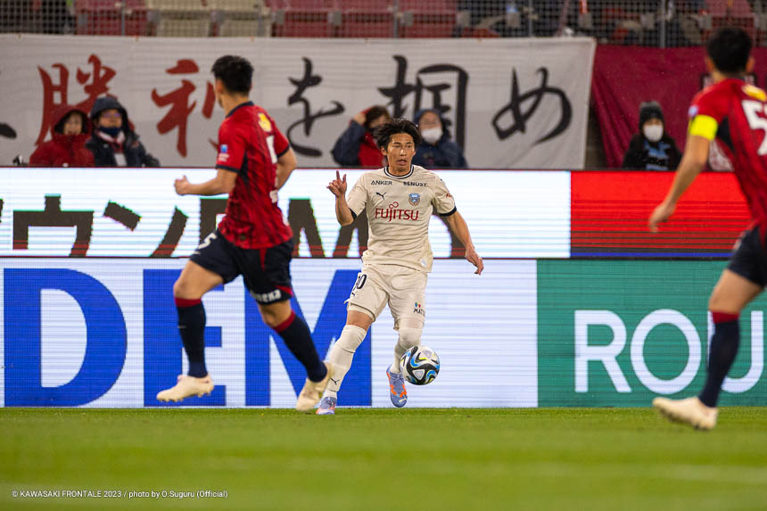 MF30 / 瀬川 祐輔選手 MF30 / 瀬川 祐輔選手