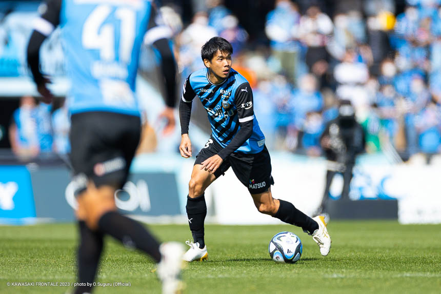 DF13 / 山根 視来選手 DF13 / 山根 視来選手