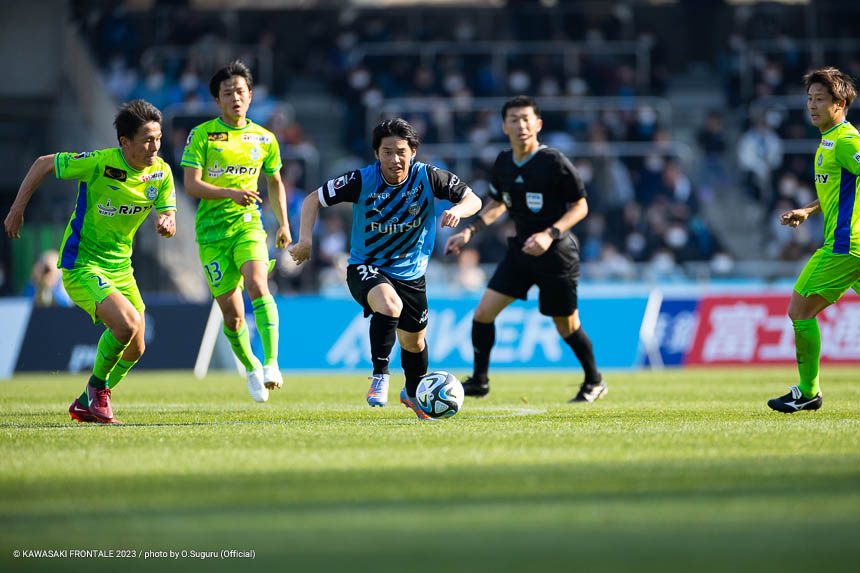 MF30 / 瀬川 祐輔選手 MF30 / 瀬川 祐輔選手