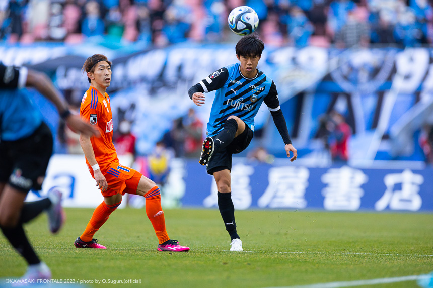 DF5/佐々木 旭選手 DF5/佐々木 旭選手