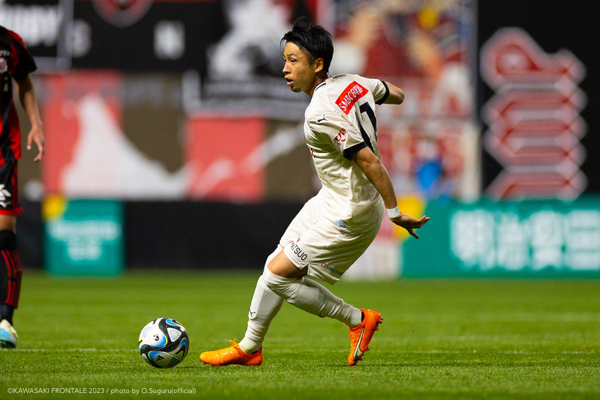 MF11/小林 悠選手 MF11/小林 悠選手