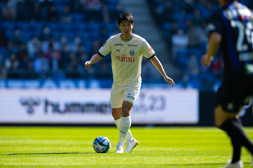 DF13/山根 視来選手 DF13/山根 視来選手