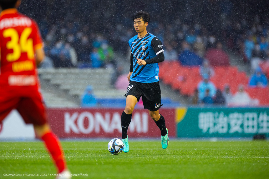 DF29/高井 幸大選手 DF29/高井 幸大選手
