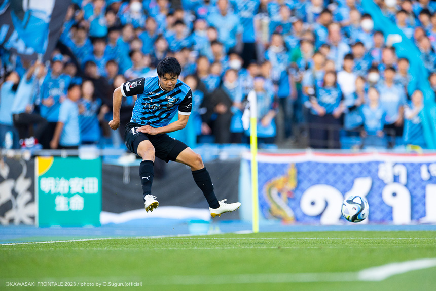 DF13/山根 視来選手 DF13/山根 視来選手