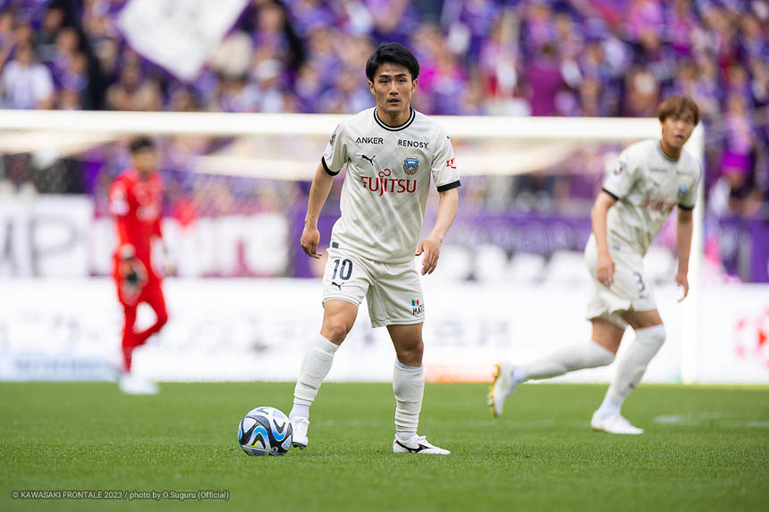 MF10 / 大島 僚太選手 MF10 / 大島 僚太選手