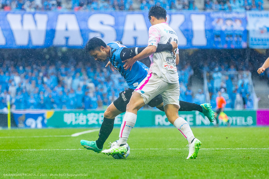 MF11/小林 悠選手 MF11/小林 悠選手