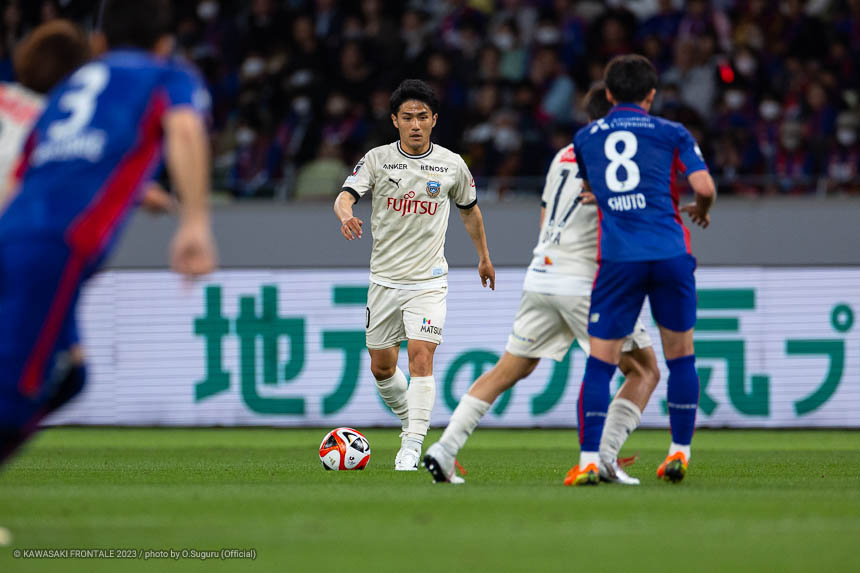 MF10 / 大島 僚太選手 MF10 / 大島 僚太選手