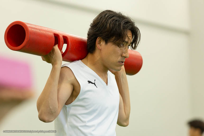 DF2 / 登里 享平選手 DF2 / 登里 享平選手