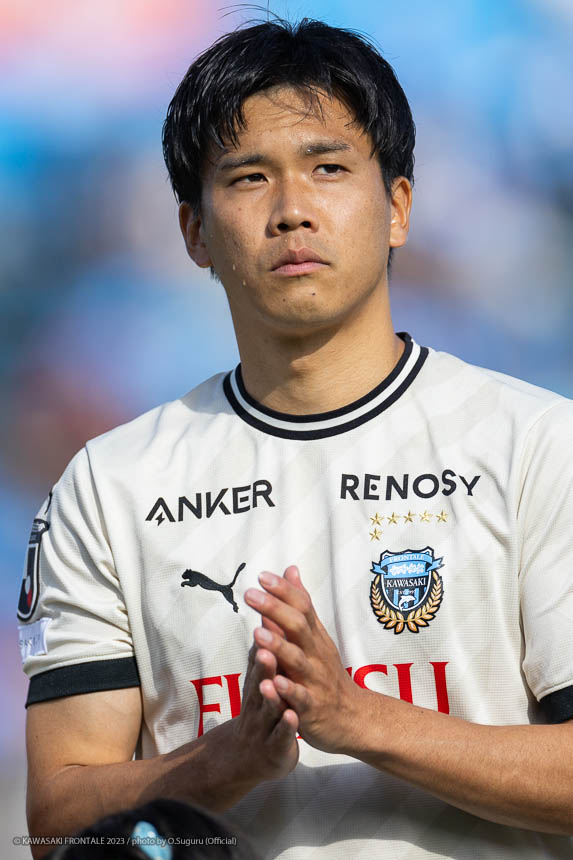 DF13 / 山根 視来選手 DF13 / 山根 視来選手
