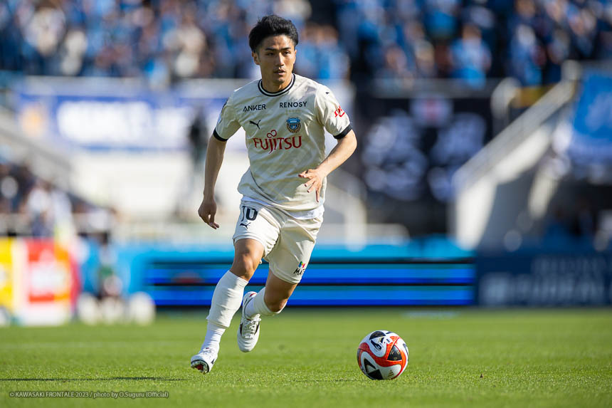 MF10 / 大島 僚太選手 MF10 / 大島 僚太選手